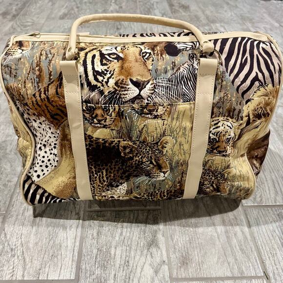 African Animal Safari Themed Medium Duffle & Small Crossbody bag - Picture 4 of 15
